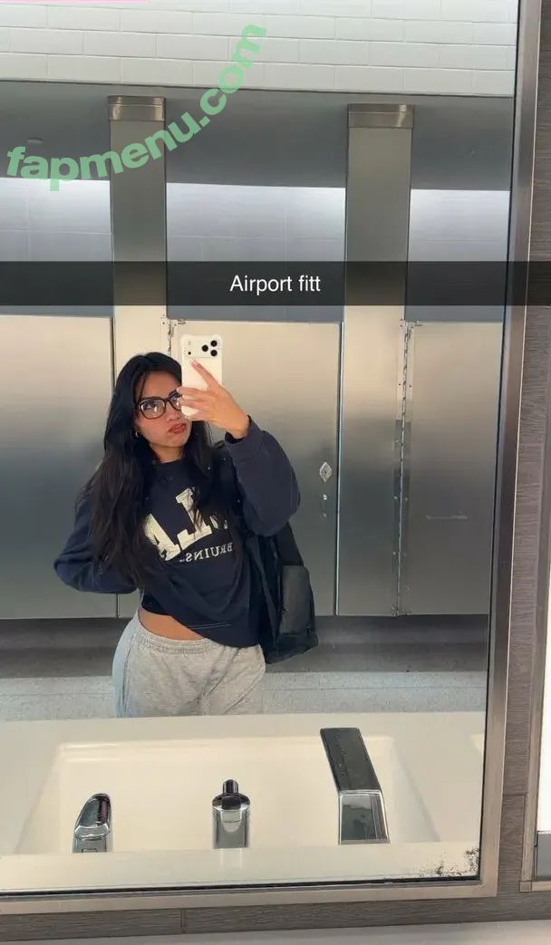 Aylin Perez nude photo #0044 (ayllinnn_ / itsaylinn)