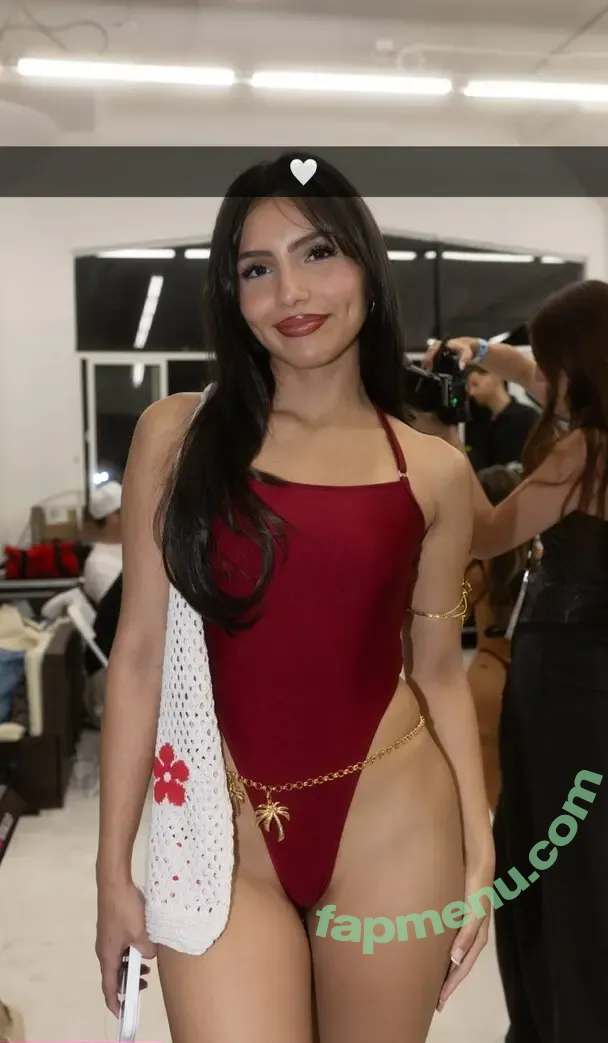 Aylin Perez nude photo #0054 (ayllinnn_ / itsaylinn)