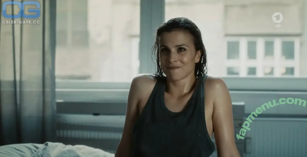 Aylin Tezel nude photo #0136 (aylin.tezel)