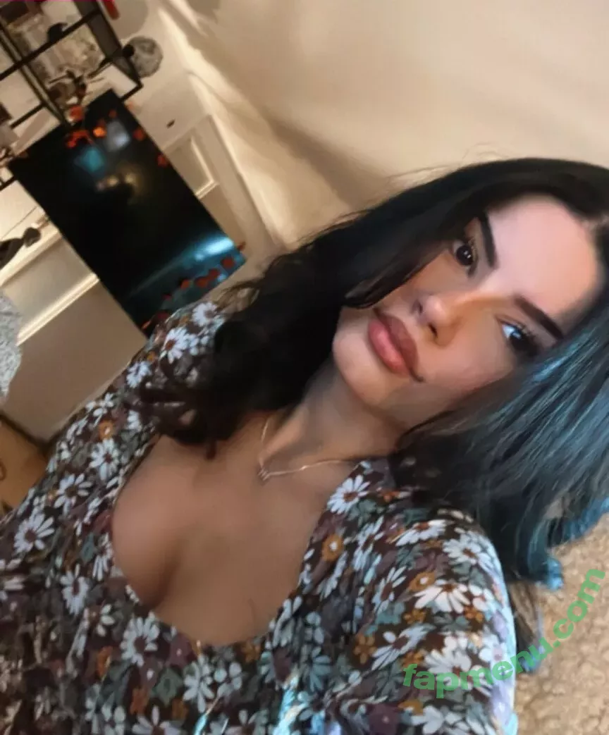 Ayliner nude photo #0059 (abbeylane43 / aylin_er / aylinertwitch)