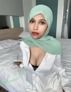 ayshamuslim / aysha.muslim nude photo #0043