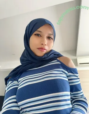 ayshamuslim / aysha.muslim nude photo #0055
