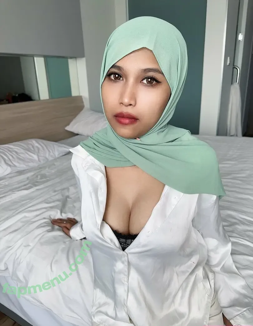 ayshamuslim nude photo #0043 (aysha.muslim)