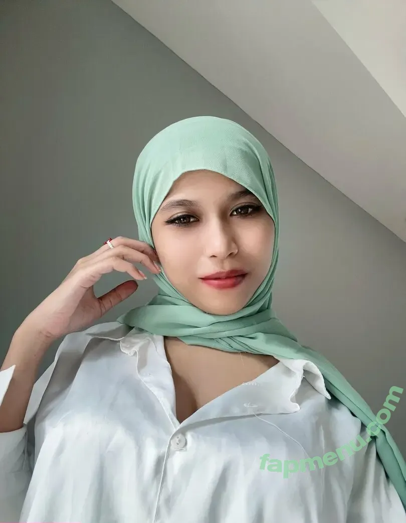ayshamuslim nude photo #0049 (aysha.muslim)