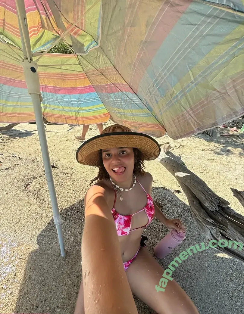 ayshaseas nude photo #0006 (aysha.sow)