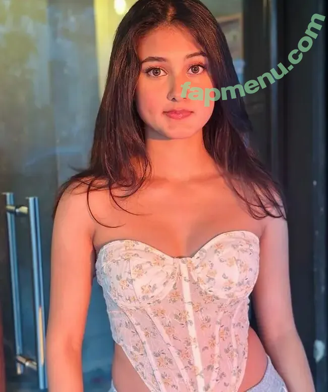 Ayushi Verma nude photo #0001 (Ayushi Verma)