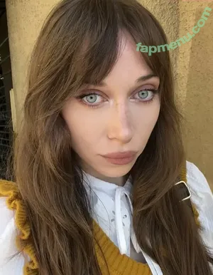 Ayytrae / angelicatrae / omgcosplay nude photo #0200