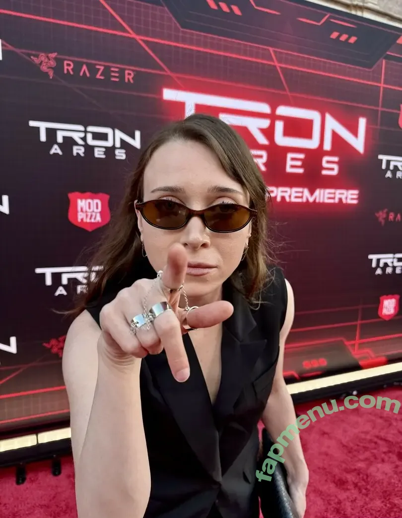 Ayytrae nude photo #0205 (angelicatrae / omgcosplay)