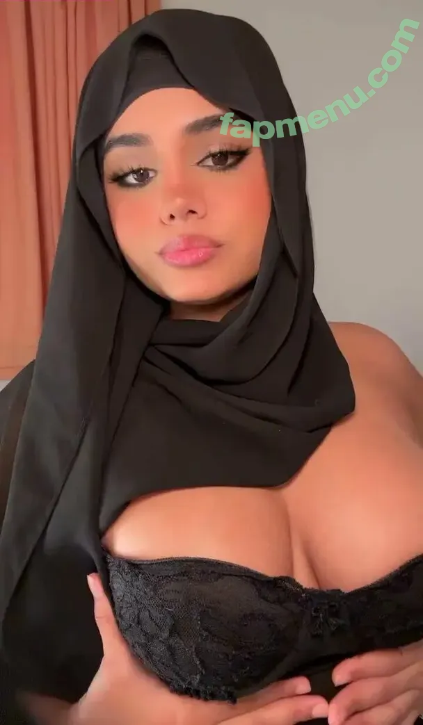Azaharadalila nude photo #0016 (Azaharadalila)