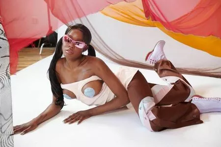 Azealia Banks / azealiabanks / babypinkslt nude photo #0001