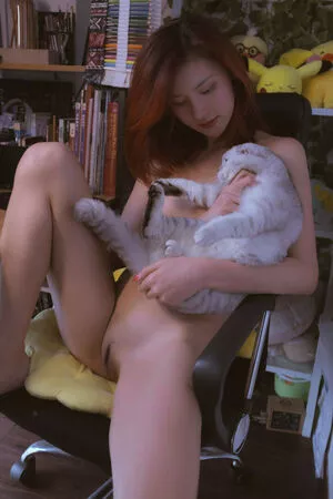 _azhua / azhua1997 / 阿朱啊 nude photo #0979
