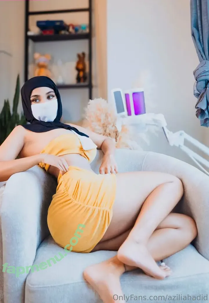 aziliahadid nude photo #0017 (aziliahadid)