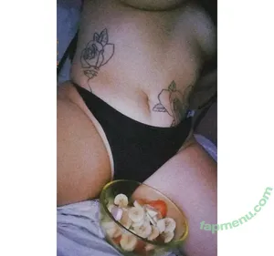 nude photo #0007