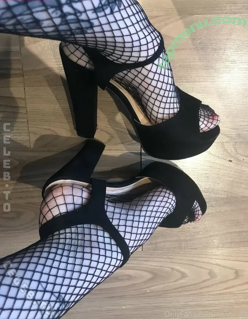 Azura Alii nude photo #0064 (azura_alii / azuraalii)