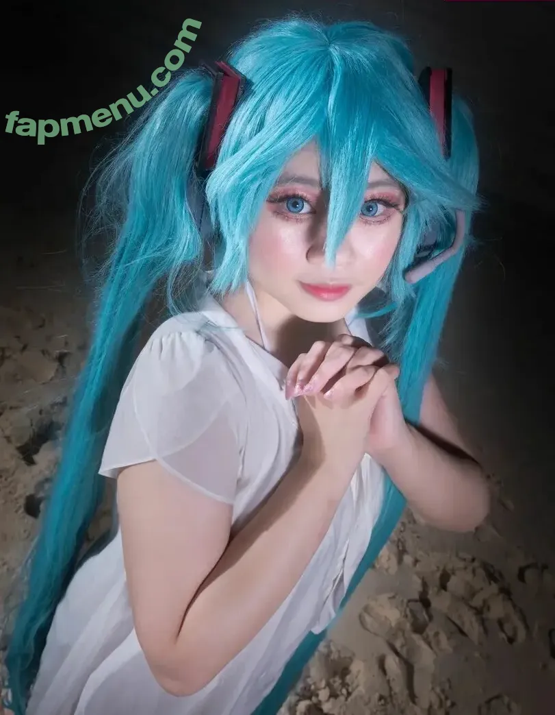 Azuralynn nude photo #0016 (Azuralynn_Cos)