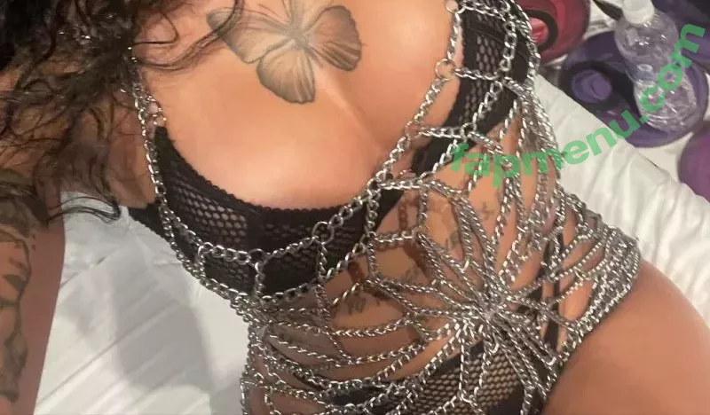 AZZY nude photo #0033 (Azzyoficixl / azzyoriginxl)