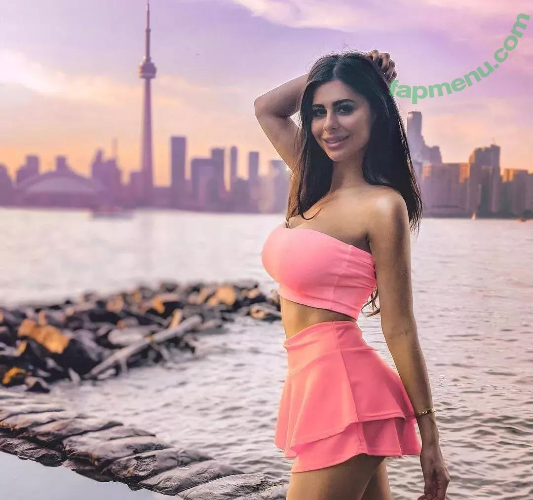 Azzyland nude photo #0029 (Azzyland)