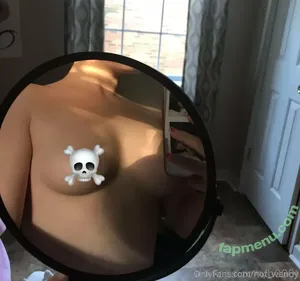  nude photo #0007