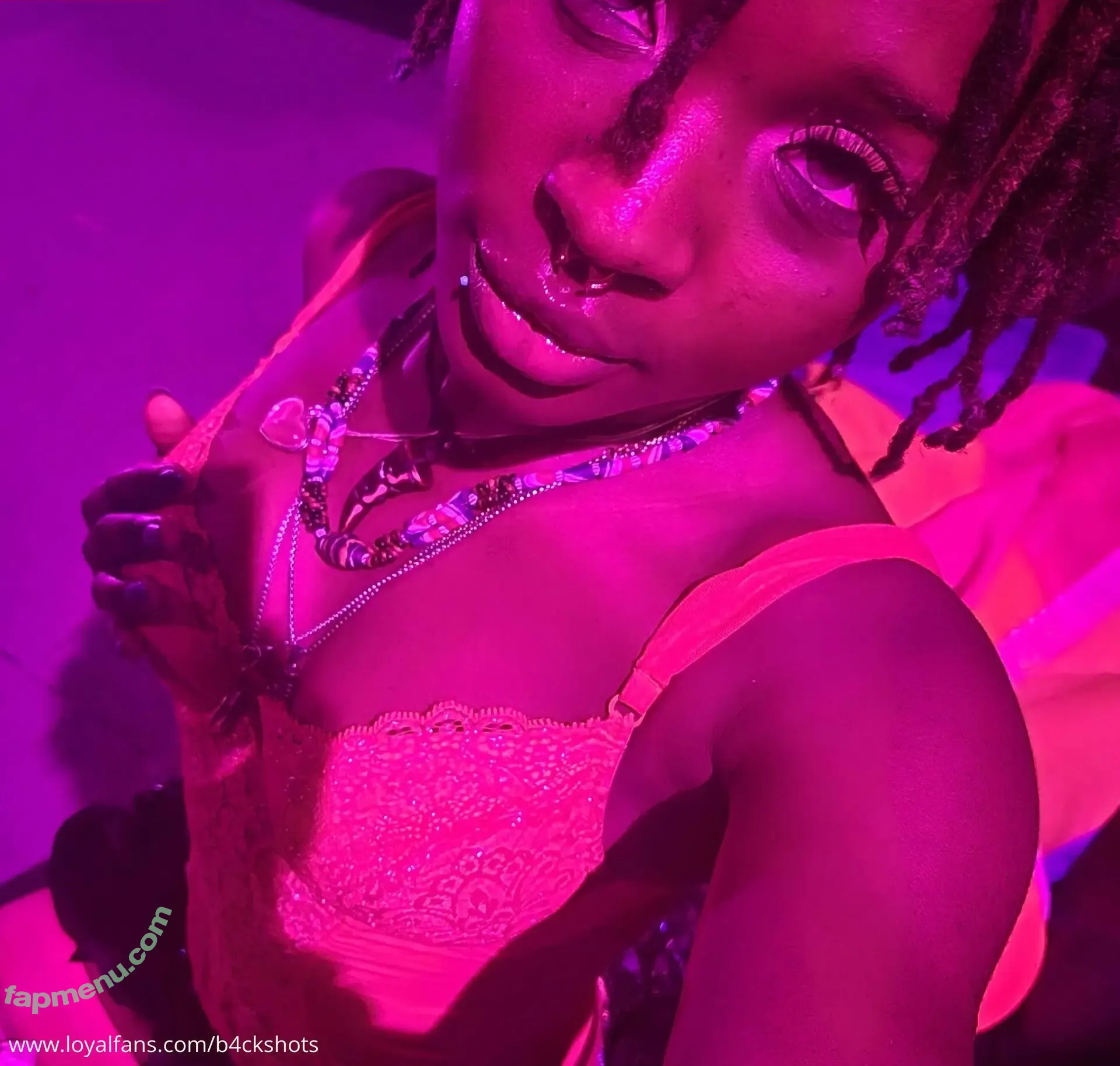 B4cksh0ts nude photo #0037 (B4cksh0ts)