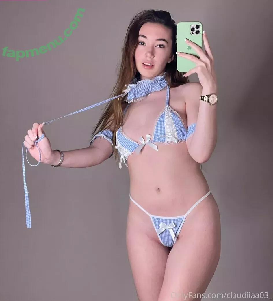 babbyliili nude photo #0034 (bbyliilii / claudiiaa03_)