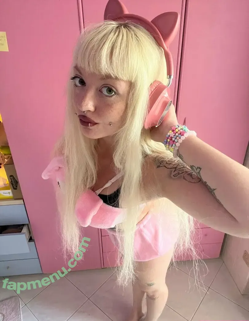 babealexaa nude photo #0151 (aarekku)