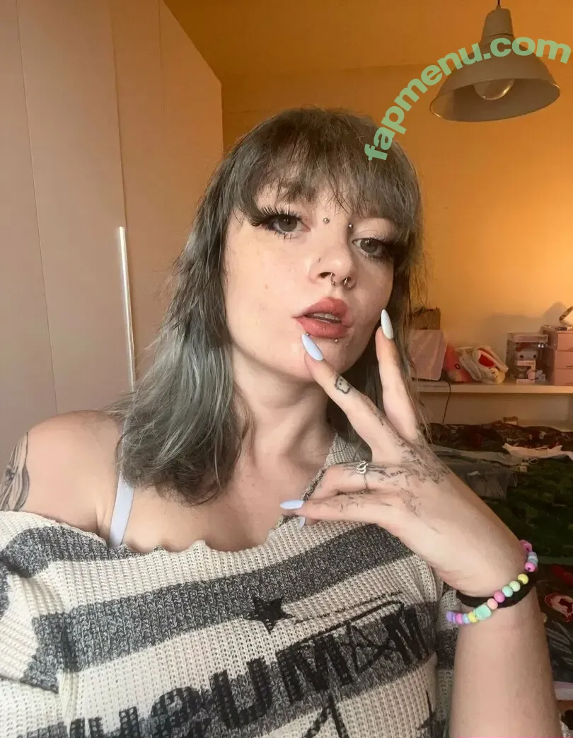 babealexaa nude photo #0177 (aarekku)