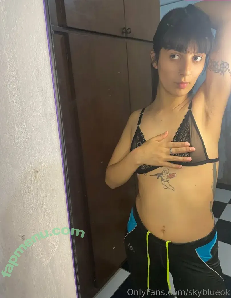 babecele nude photo #0008 (babycele__)