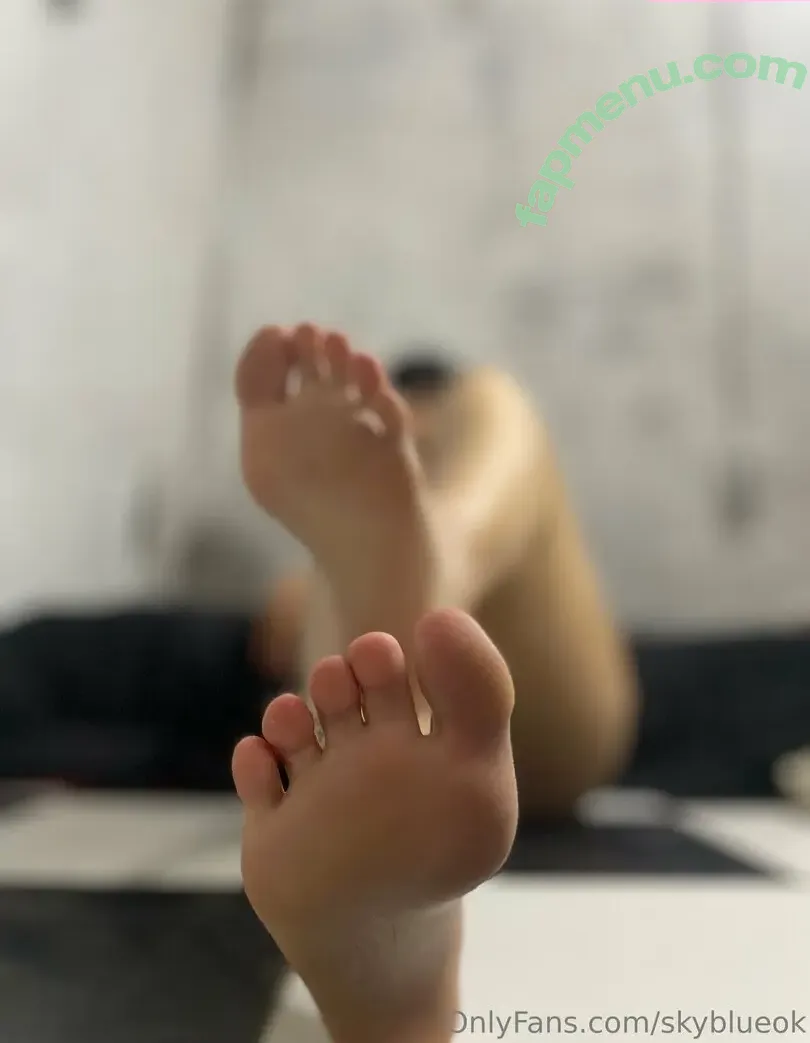babecele nude photo #0009 (babycele__)
