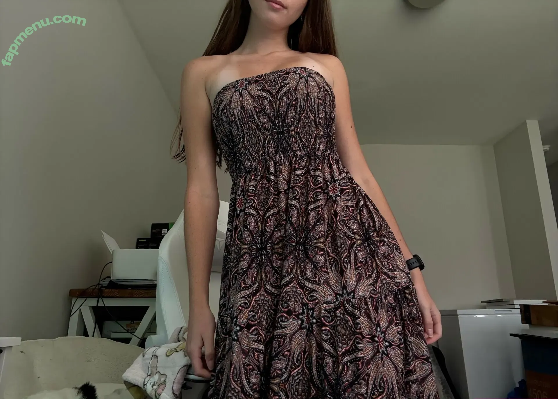 Babesafreak nude photo #0036 (Babesafreak)
