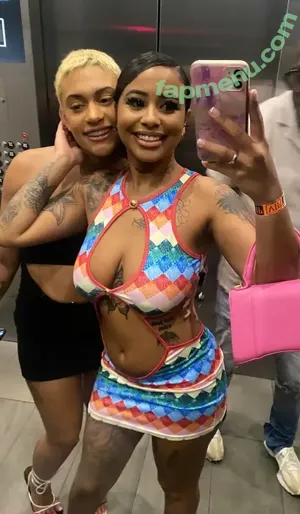 babiekmoney / prettyvae1_ nude photo #0088