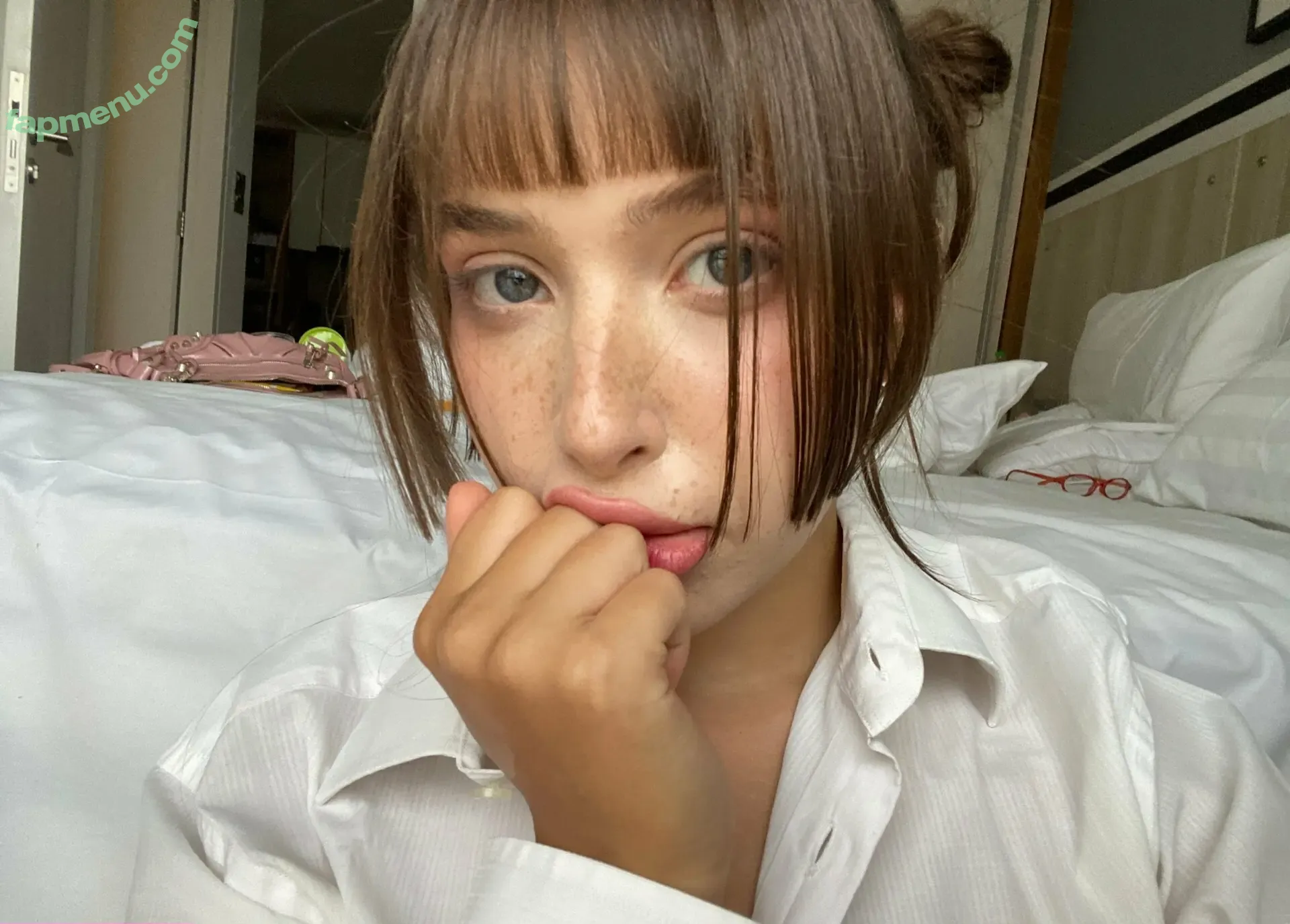 babii_luna nude photo #0017 (babii_luna)