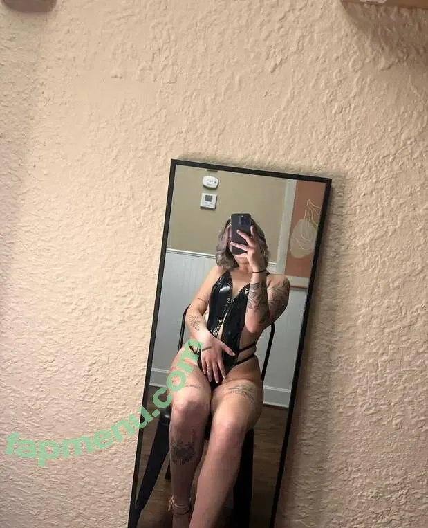 Baby Becs nude photo #0006 (baby.becs / babybecs14)