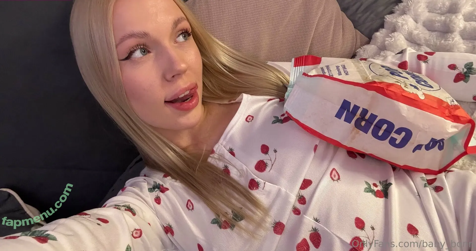 baby_bonn nude photo #0027 (baaby.bon)