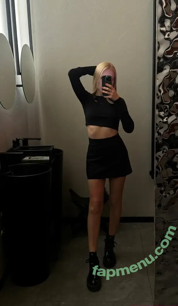 baby_bonn nude photo #0038 (baaby.bon)