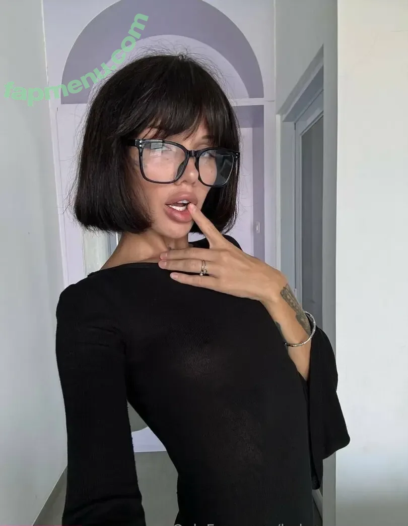 baby_capricornn nude photo #0035 (baby_capricornn)