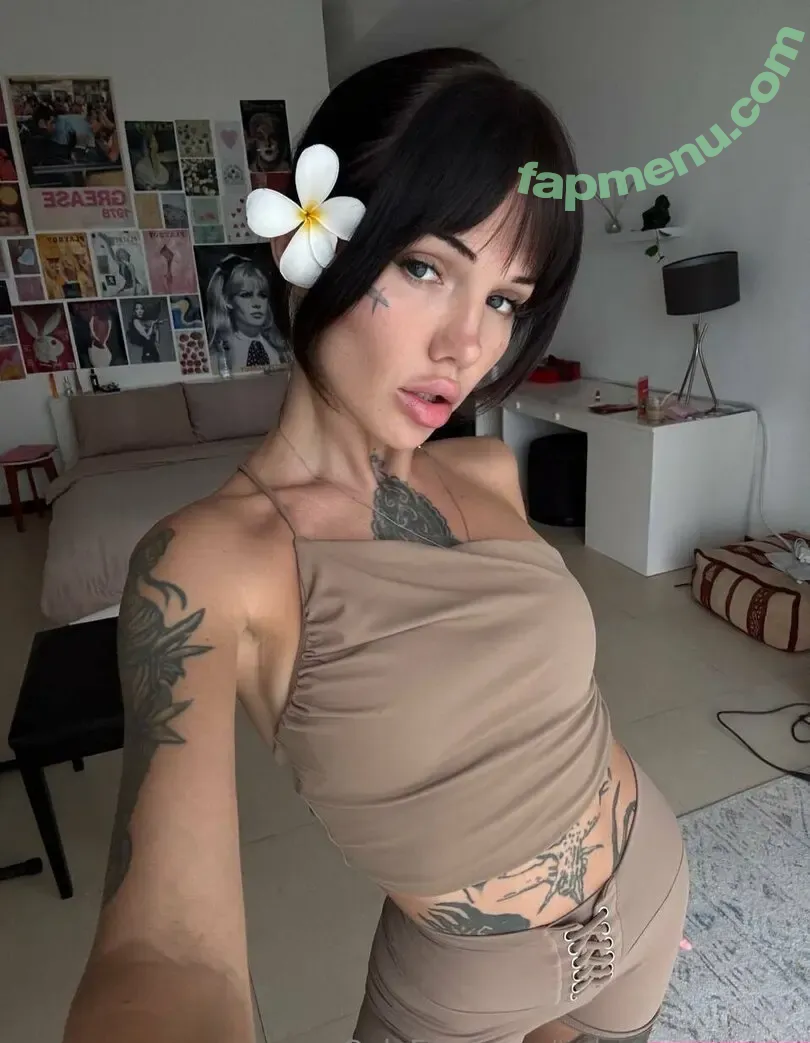 baby_capricornn nude photo #0068 (baby_capricornn)