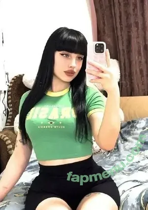 baby_carolina / bestbabycaroline nude photo #0002
