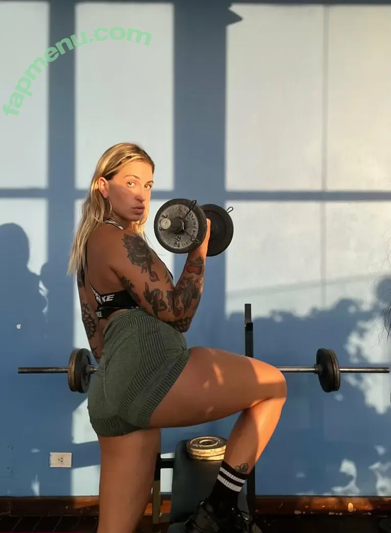 baby.geovanna nude photo #0049 (baby.geovanna)