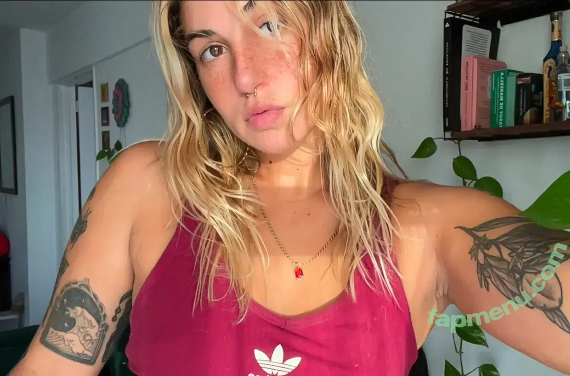 baby.geovanna nude photo #0055 (baby.geovanna)