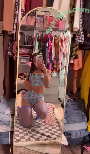 baby_kaprixo / baby.kaprichos nude photo #0086