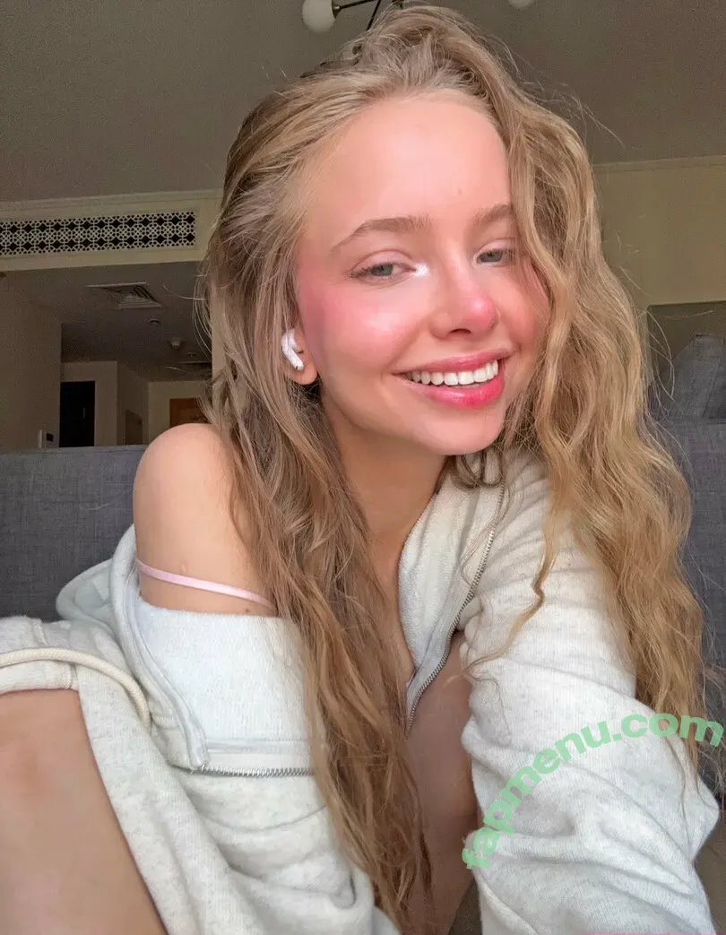 Baby Riley nude photo #0227 (baby_riley / babyrileey / sweet_riley)