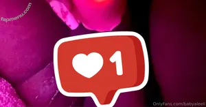 babyaleeli / babyadira / bbythang / bbythangg nude photo #0027