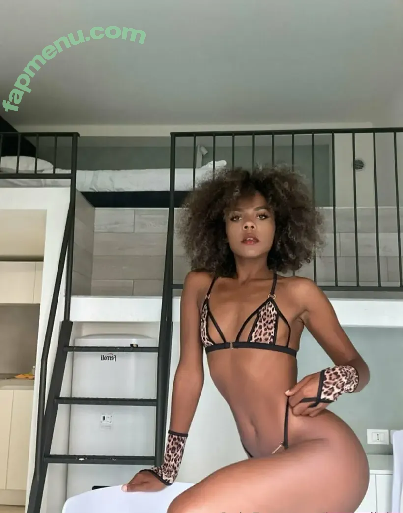babyalicia nude photo #0012 (babyalicia221)