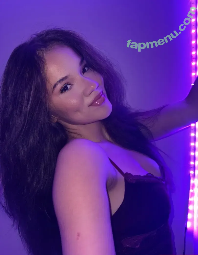 Babyaves nude photo #0001 (babyavess)