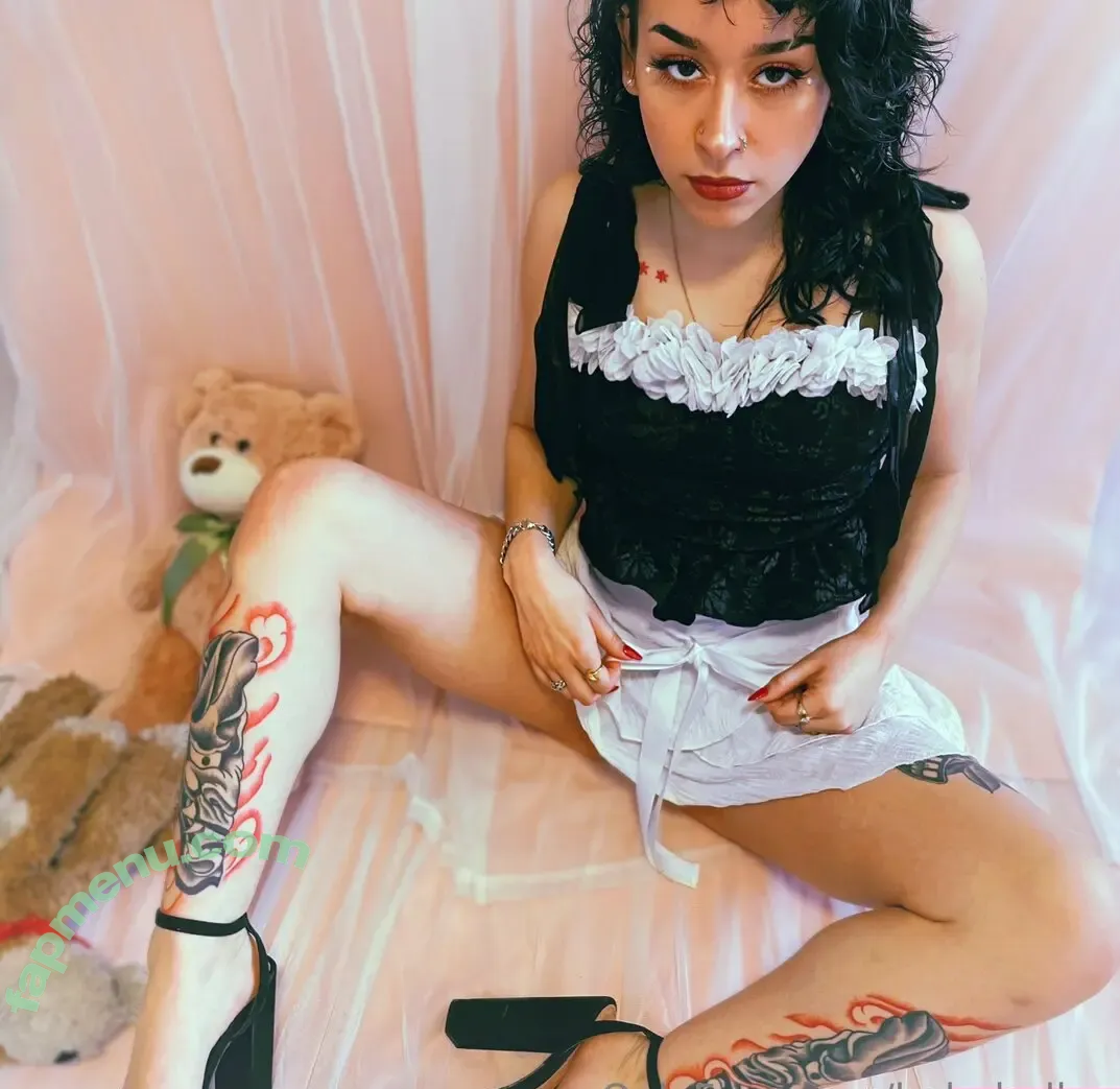 babybellav nude photo #0008 (babybellav)