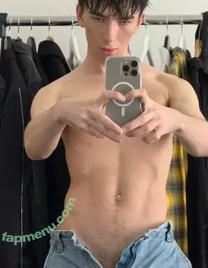  nude photo #0004