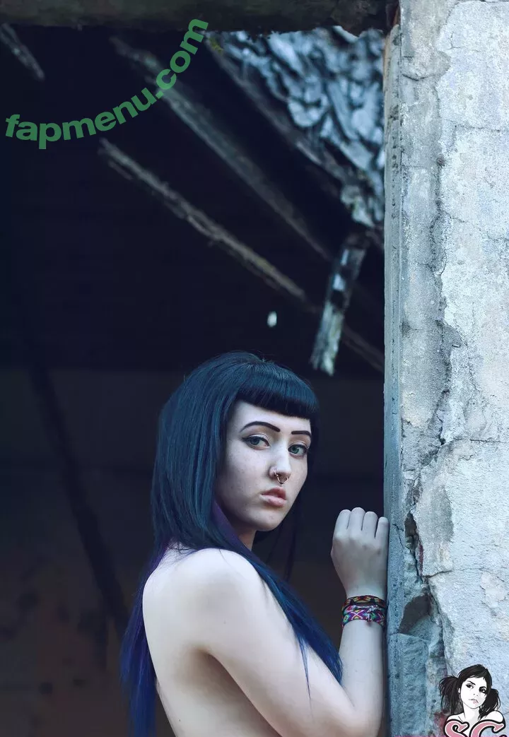 babycakes1920 nude photo #0006 (babycakes._ / cygnet suicide / pa1s_)