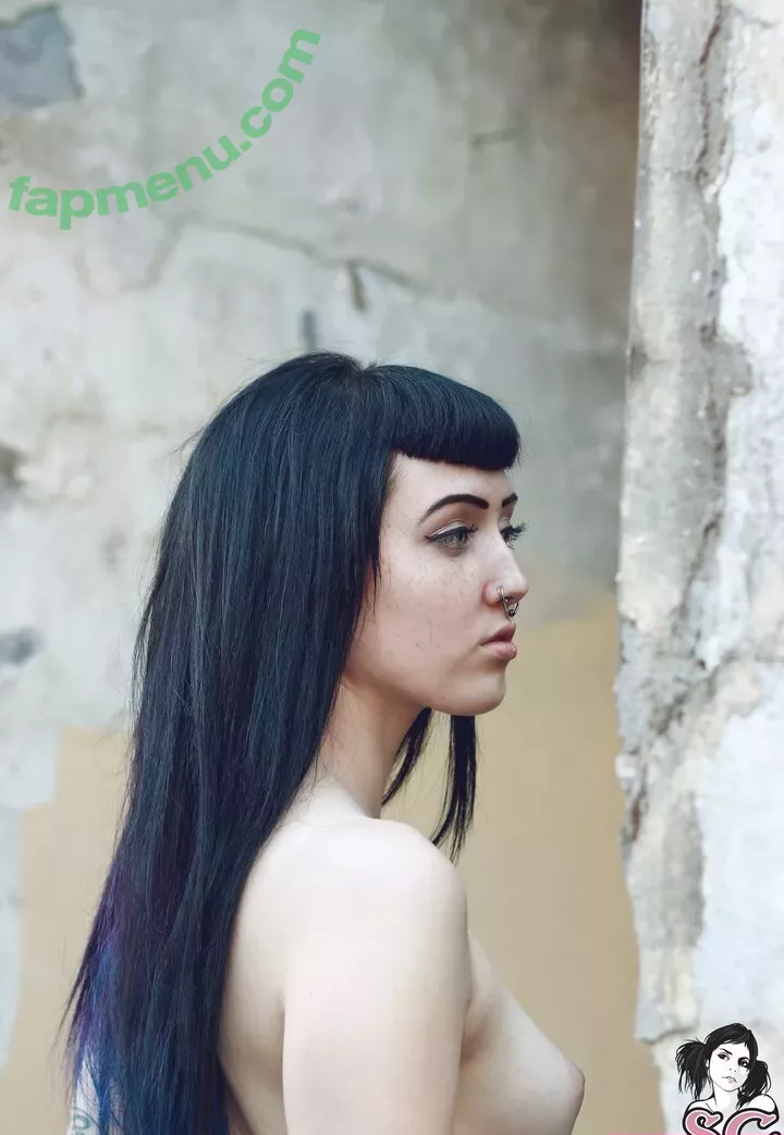 babycakes1920 nude photo #0009 (babycakes._ / cygnet suicide / pa1s_)