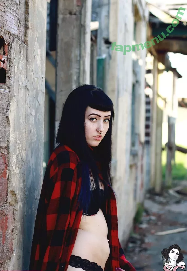 babycakes1920 nude photo #0010 (babycakes._ / cygnet suicide / pa1s_)