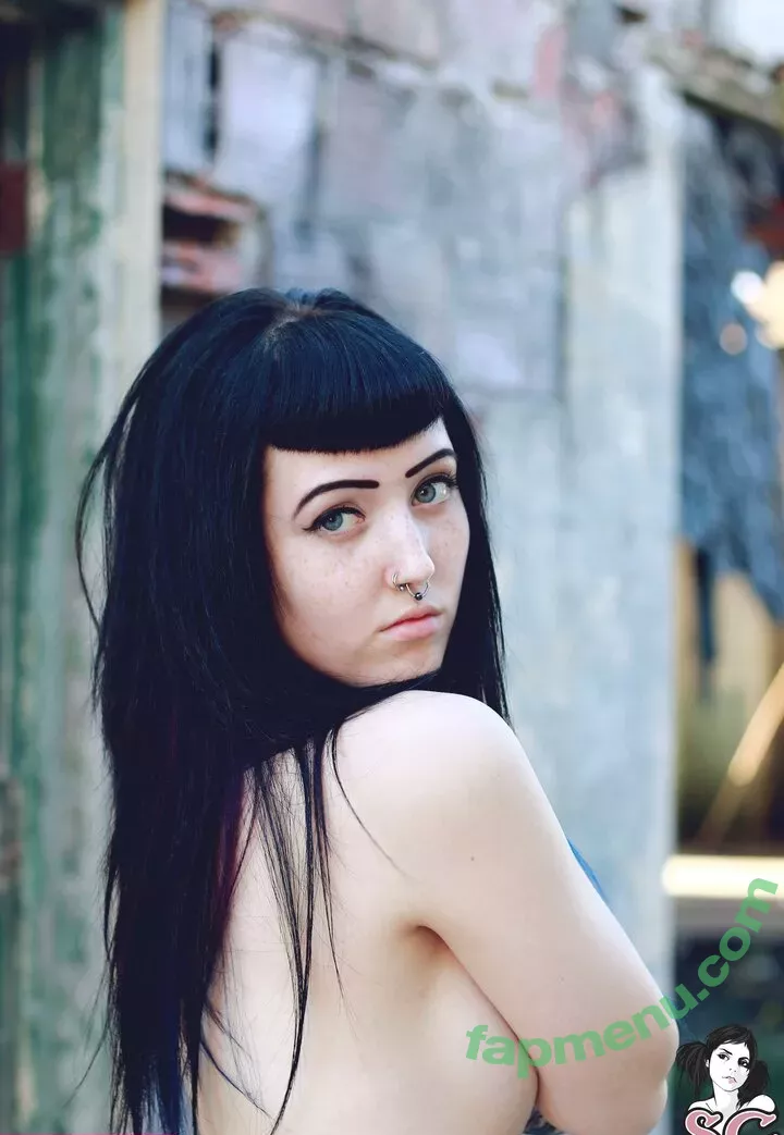 babycakes1920 nude photo #0041 (babycakes._ / cygnet suicide / pa1s_)